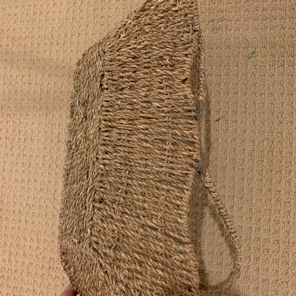 Basket - Picture 6 of 9